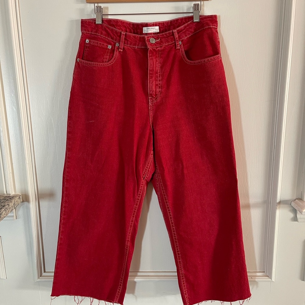 Red cropped pants ZARA